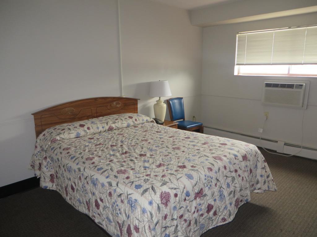 2Nd Street Inn & Suites Rochester Habitación foto